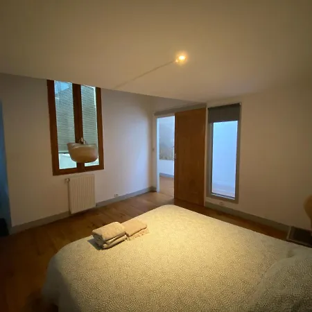 Lägenhet Loft Coeur De Ville Montpellier